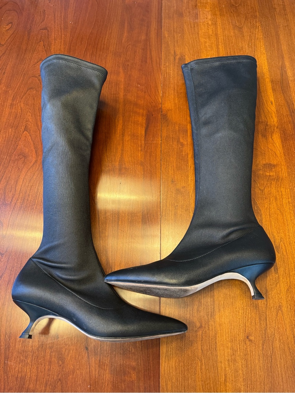 Sleek Black Knee-High Pointed-Toe Kitten Heel Boots